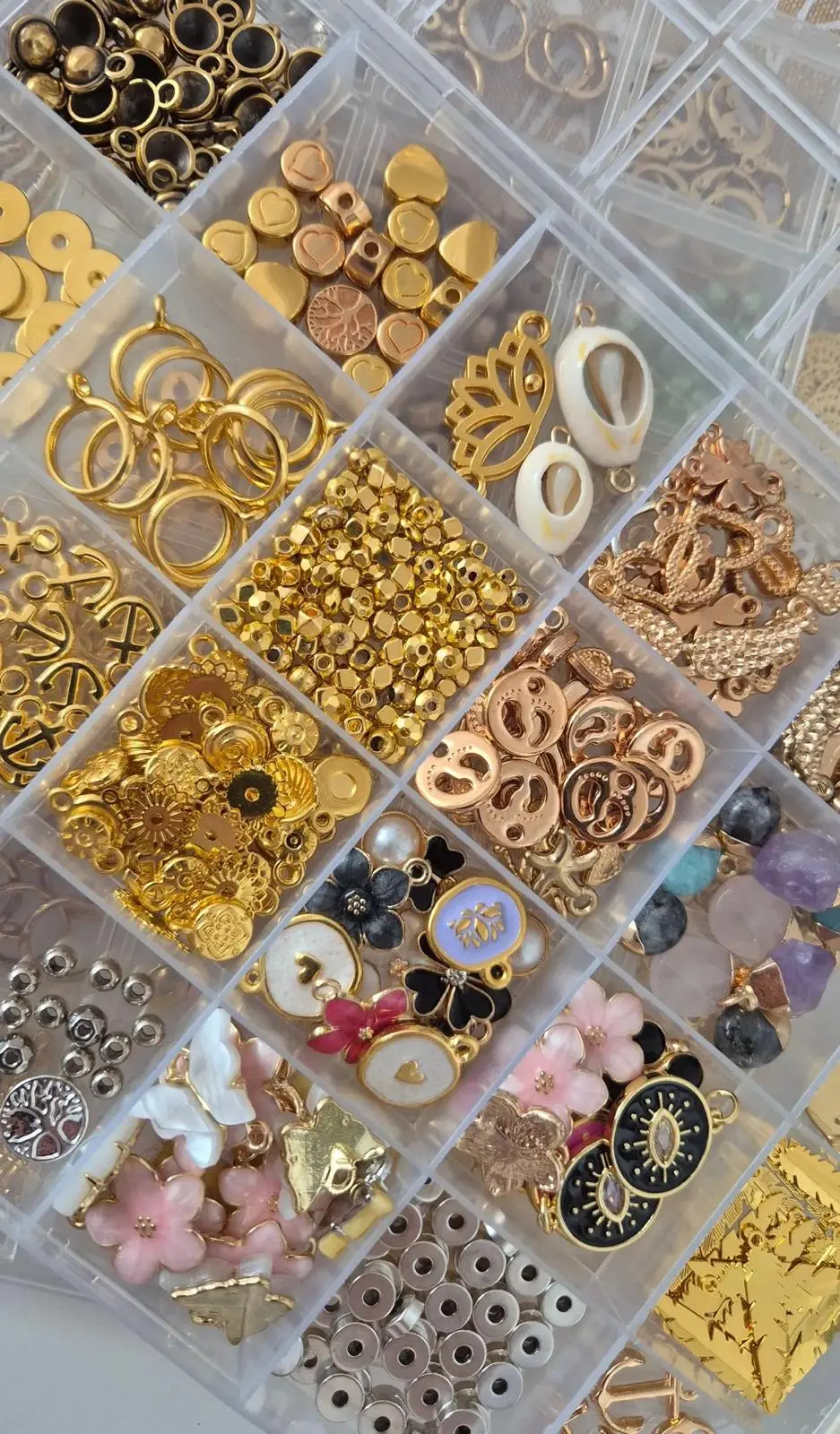 Stimmungsvoller Schmuck-Workshop bei Kerzenschein